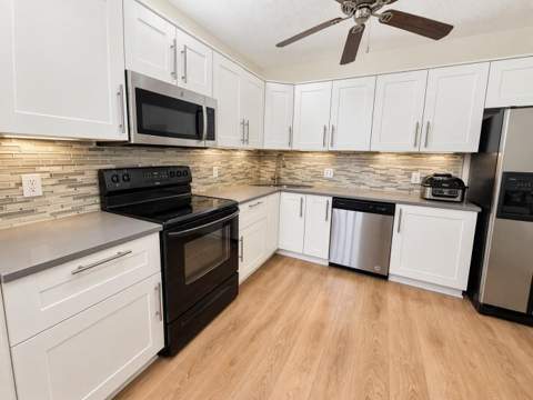 4111 Coral Tree Circle #227, Coconut Creek FL - photo 7 of 27