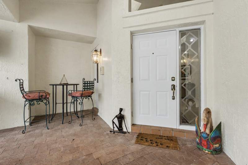 3 bedroom Single Family Residence at 7021 Falls Road, Lakeridge Falls, Boynton Beach — photo 3