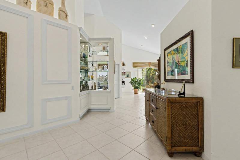 3 bedroom Single Family Residence at 7021 Falls Road, Lakeridge Falls, Boynton Beach — photo 4