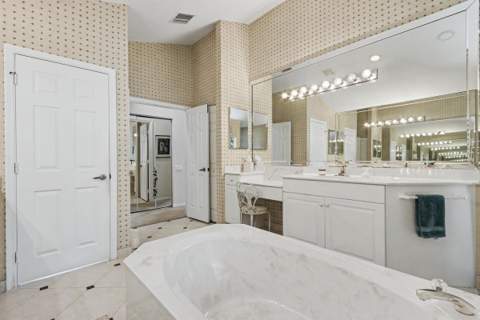 7021 Falls Road, Boynton Beach FL - photo 24 of 36