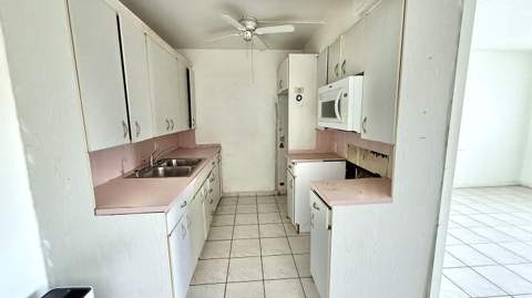 4058 Harwood, Deerfield Beach FL - photo 7 of 45