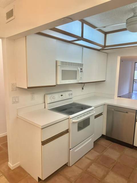 1850 Homewood Boulevard #2140, Delray Beach FL - photo 8 of 39