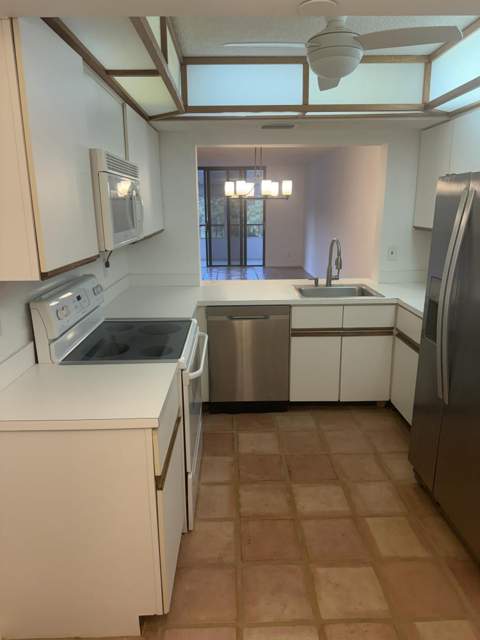1850 Homewood Boulevard #2140, Delray Beach FL - photo 9 of 39