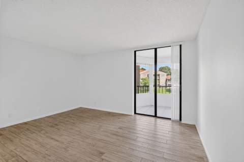 1850 Homewood Boulevard #2140, Delray Beach FL - photo 11 of 39