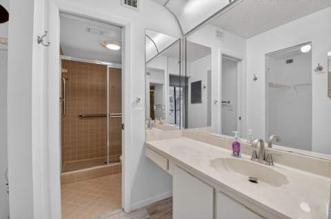 1850 Homewood Boulevard #2140, Delray Beach FL - photo 15 of 39