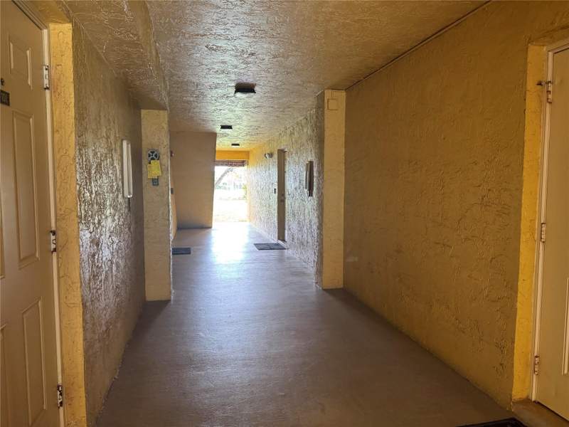 2 bedroom Condominium at 3013 N Oakland Forest Drive #106, Oakland Forest Club Condo, Oakland Park — photo 3