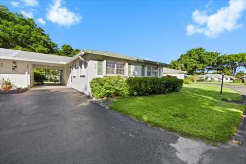 853 Meadowlark Lane #853, starter home for sale in Delray Beach