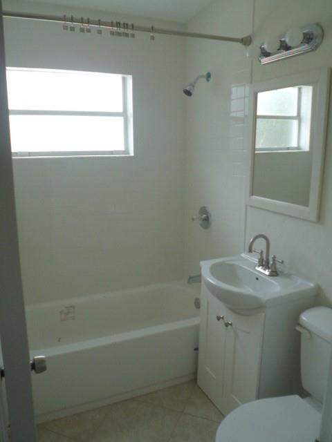 3275 Orange Street, Boynton Beach FL - photo 7 of 10