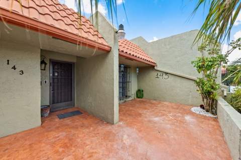 143 SE 7th Street, Deerfield Beach FL - photo 19 of 26