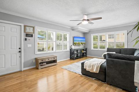 1918 Stratford Way #32B, West Palm Beach FL - photo 9 of 37