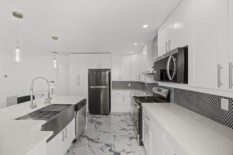 1051 SW Dubois, Port St. Lucie FL - photo 10 of 29