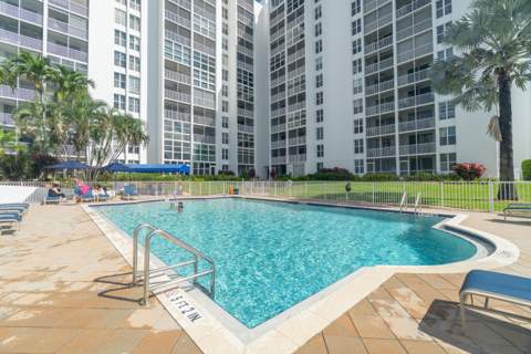 1391 S Ocean Boulevard #805, Pompano Beach FL - photo 6 of 28