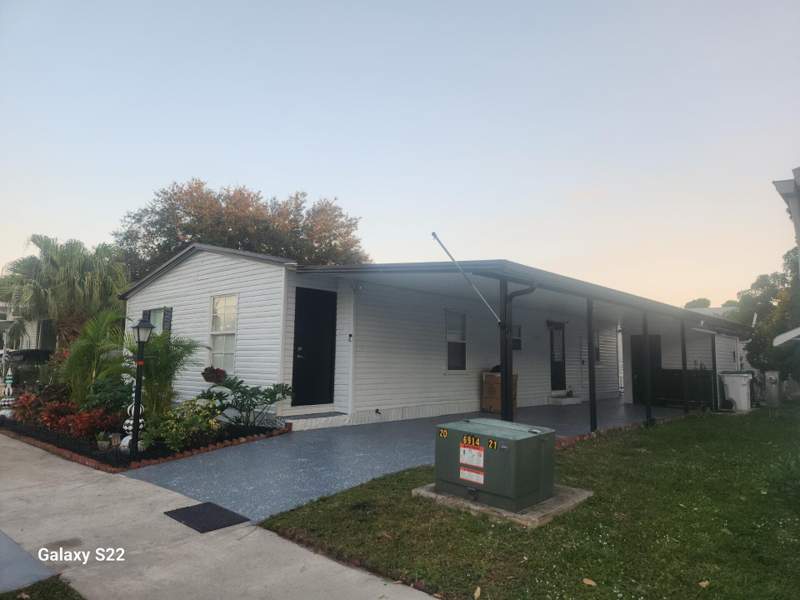 3 bedroom Mobile Home at 3434 NW 64th Court #K-4, Tallowwood Isle, Coconut Creek — photo 2