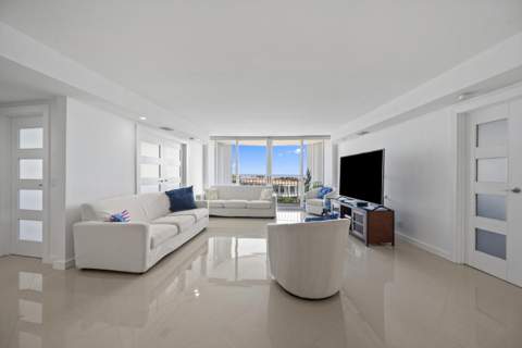 2295 S Ocean Boulevard #619, Palm Beach FL - photo 9 of 33