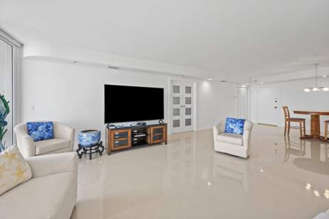 2295 S Ocean Boulevard #619, Palm Beach FL - photo 8 of 33