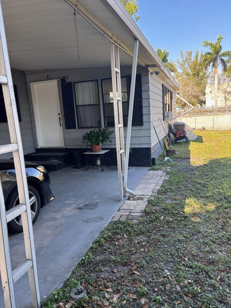 3 bedroom Manufactured Home at 3271 Fairway Drive, Golf View Estates, Pompano Beach — photo 5
