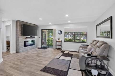 3 Vía De Casas Sur #103, Boynton Beach FL - photo 7 of 43