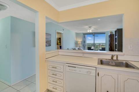 1391 S Ocean Boulevard #805, Pompano Beach FL - photo 20 of 28