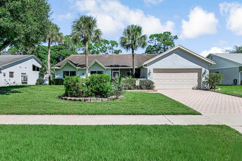 3 bedroom Single Family Residence at 102 Sevilla Avenue, La Mancha 3, Royal Palm Beach — photo 1
