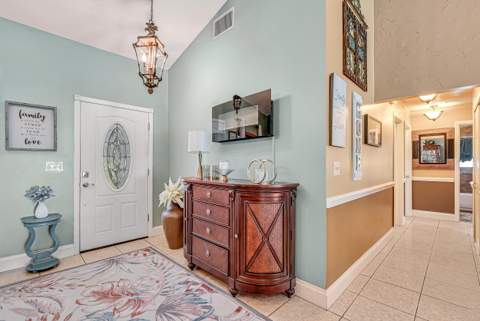 102 Sevilla Avenue, Royal Palm Beach FL - photo 9 of 61