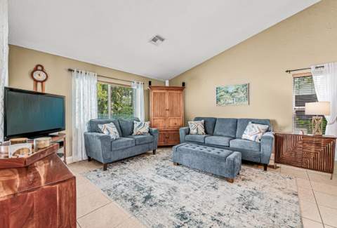 102 Sevilla Avenue, Royal Palm Beach FL - photo 16 of 61