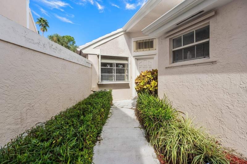 3 bedroom Single Family Residence at 12 Elgin Lane, Barclay Club At PGA Natl, Palm Beach Gardens — photo 5