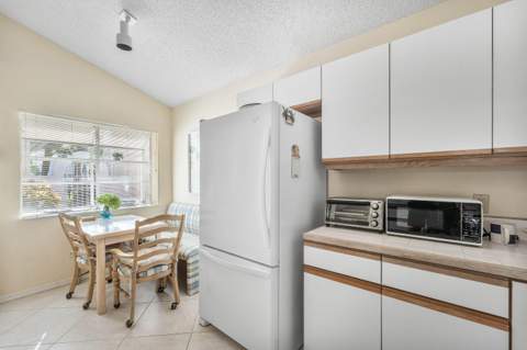 12 Elgin Lane, Palm Beach Gardens FL - photo 9 of 33