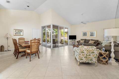 12 Elgin Lane, Palm Beach Gardens FL - photo 11 of 33