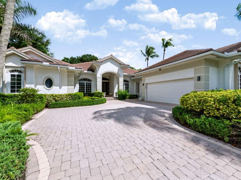 4 bedroom Single Family Residence at 106 Pembroke Drive, Sabal Pointe At Ballenisles, Palm Beach Gardens — photo 2
