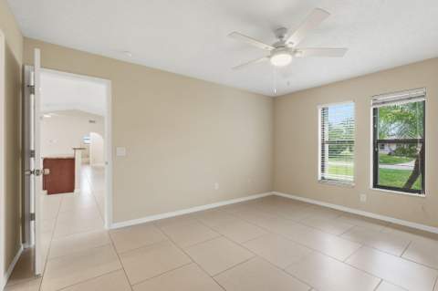 682 SW Jacoby Avenue, Port St. Lucie FL - photo 21 of 44