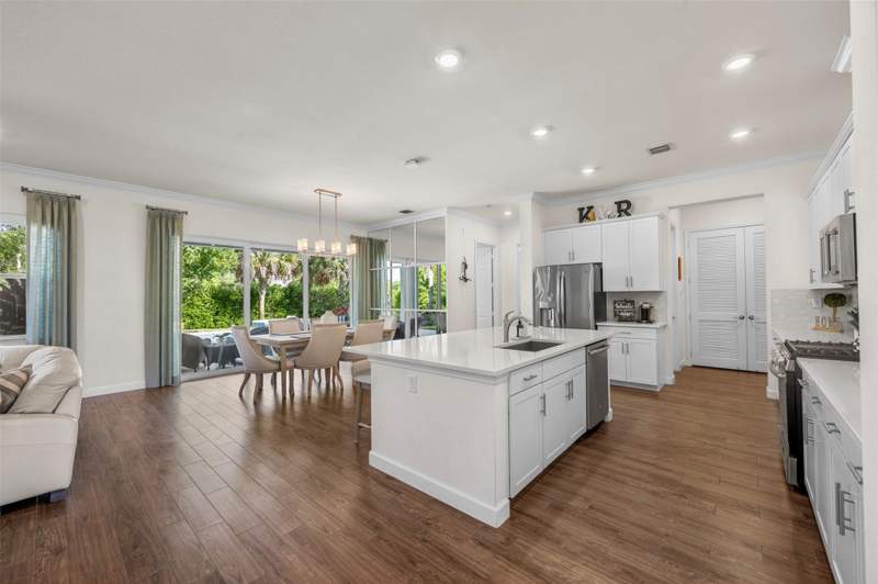 5 bedroom Single Family Residence at 1018 Sweetgrass Street, Arden Pud Pod A East & Pod B East, Loxahatchee — photo 5