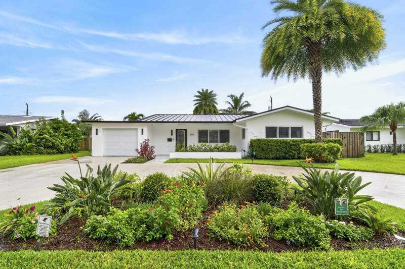 3 bedroom Single Family Residence at 1970 NE 32nd Street, Randall Manor, Lighthouse Point — photo 2
