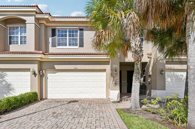 2894 SW CEDAR DUNES Drive