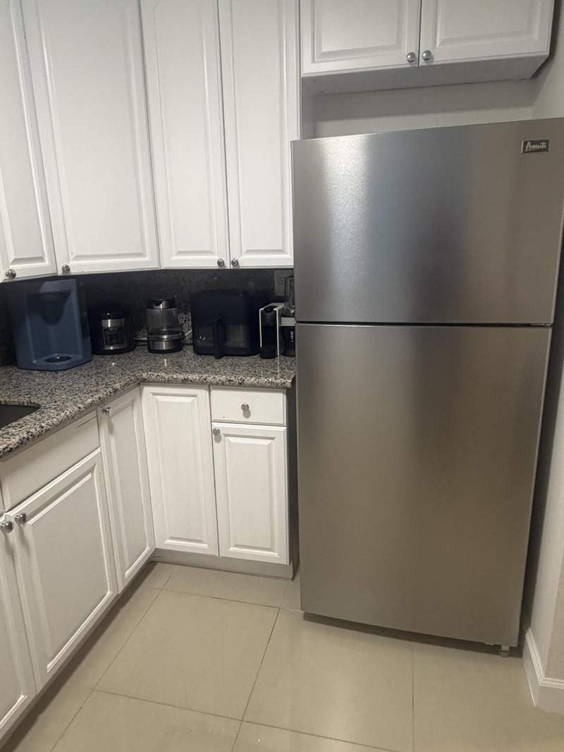 1 bedroom Condominium at 340 NW 19th Street #Unit 209, Boca Hills, Boca Raton — photo 4