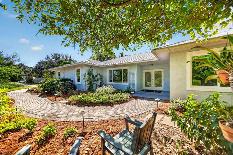 3 bedroom Single Family Residence at 2718 NW Florida Avenue, Beau Rivage, Stuart — photo 2