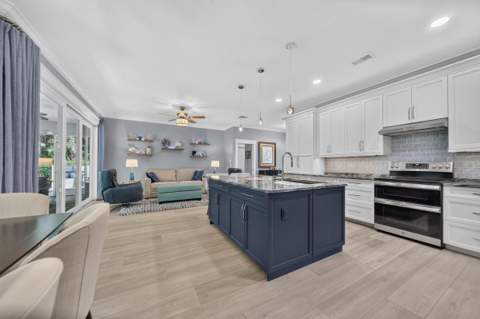 2718 NW Florida Avenue, Stuart FL - photo 8 of 40