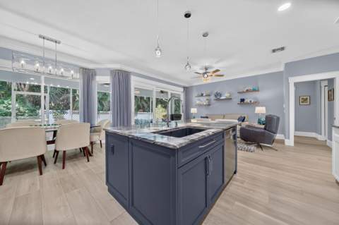 2718 NW Florida Avenue, Stuart FL - photo 9 of 40