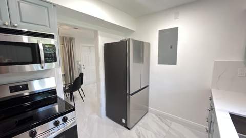2957 NW 6th Avenue, Wilton Manors FL - photo 6 of 15