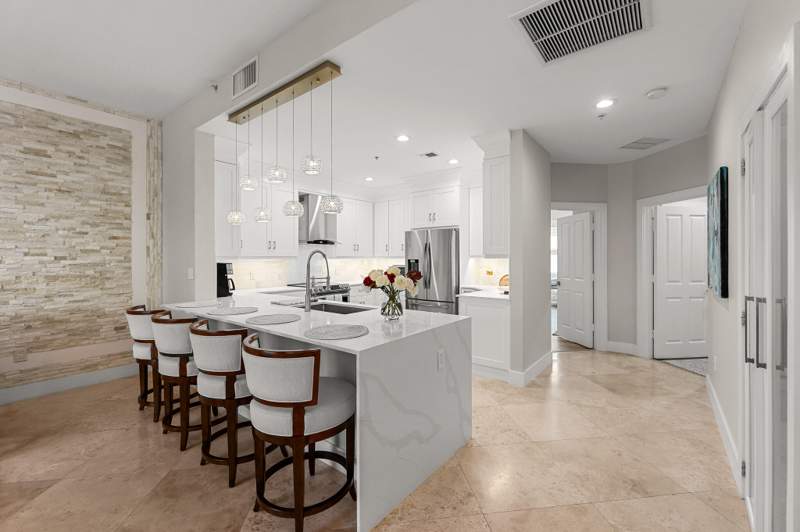 2 bedroom Condominium at 3940 N Flagler Drive #203, Flagler Landing Condo, West Palm Beach — photo 4