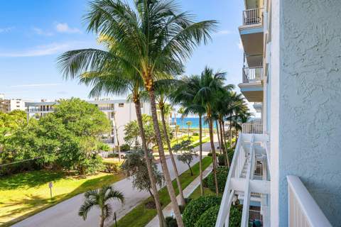 701 SE 21st Avenue #301, Deerfield Beach FL - photo 17 of 60