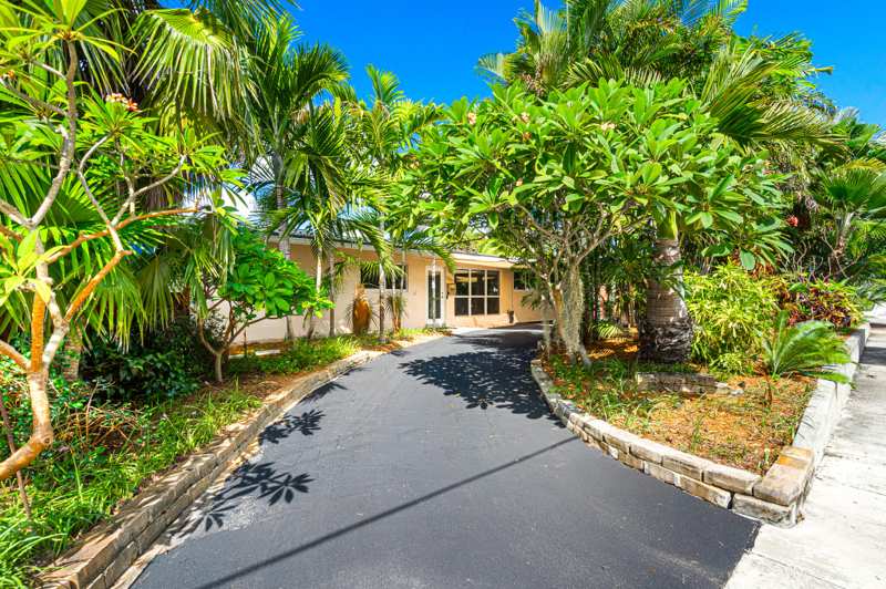 3 bedroom Single Family Residence at 3697 NE 16th Avenue, Oakland Heights, Oakland Park — photo 1