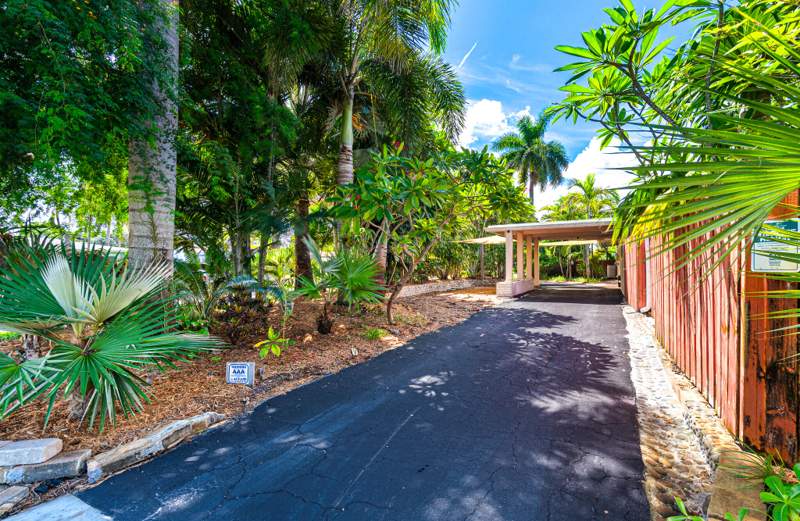 3 bedroom Single Family Residence at 3697 NE 16th Avenue, Oakland Heights, Oakland Park — photo 3