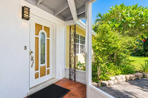 639 Madeline Court, West Palm Beach FL - photo 9 of 55
