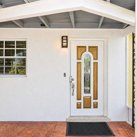 639 Madeline Court, West Palm Beach FL - photo 10 of 55