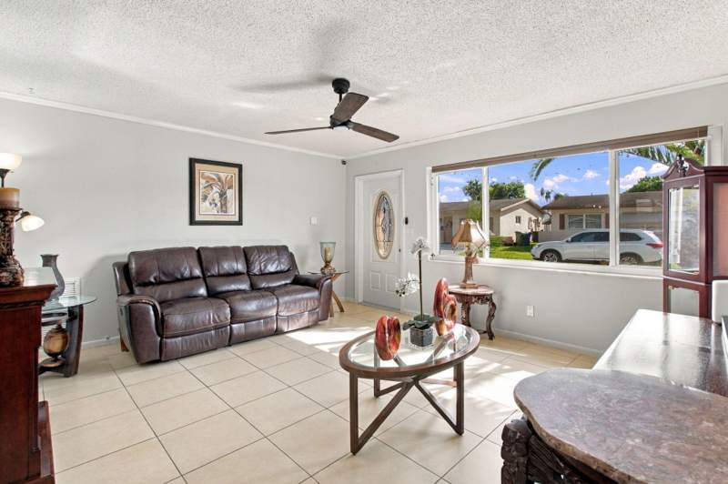 2 bedroom Single Family Residence at 975 NW 67th Avenue, Paradise Gardens, Margate — photo 4