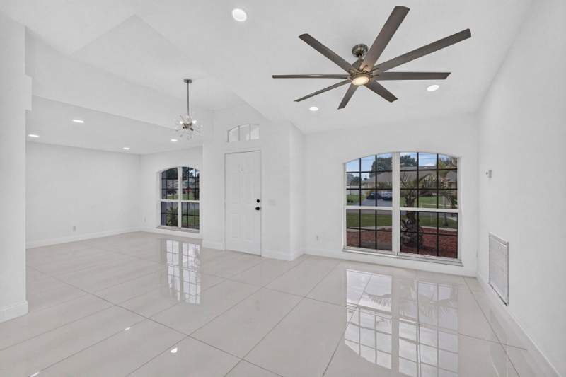 4 bedroom Single Family Residence at 3721 SW Masilunas Street, Port St Lucie Section 19, Port St. Lucie — photo 4