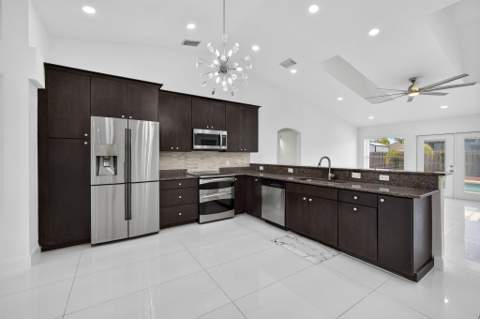 3721 SW Masilunas Street, Port St. Lucie FL - photo 6 of 47
