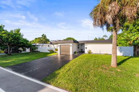 6408 Brookwood Boulevard, Tamarac FL - photo 13 of 75