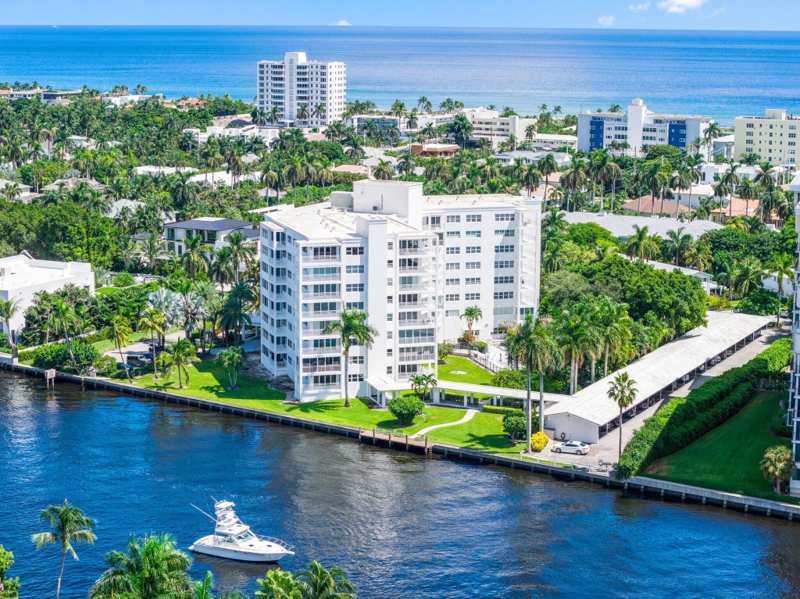 3 bedroom Condominium at 1000 Lowry Street, Delray Summit Condo, Delray Beach — photo 1