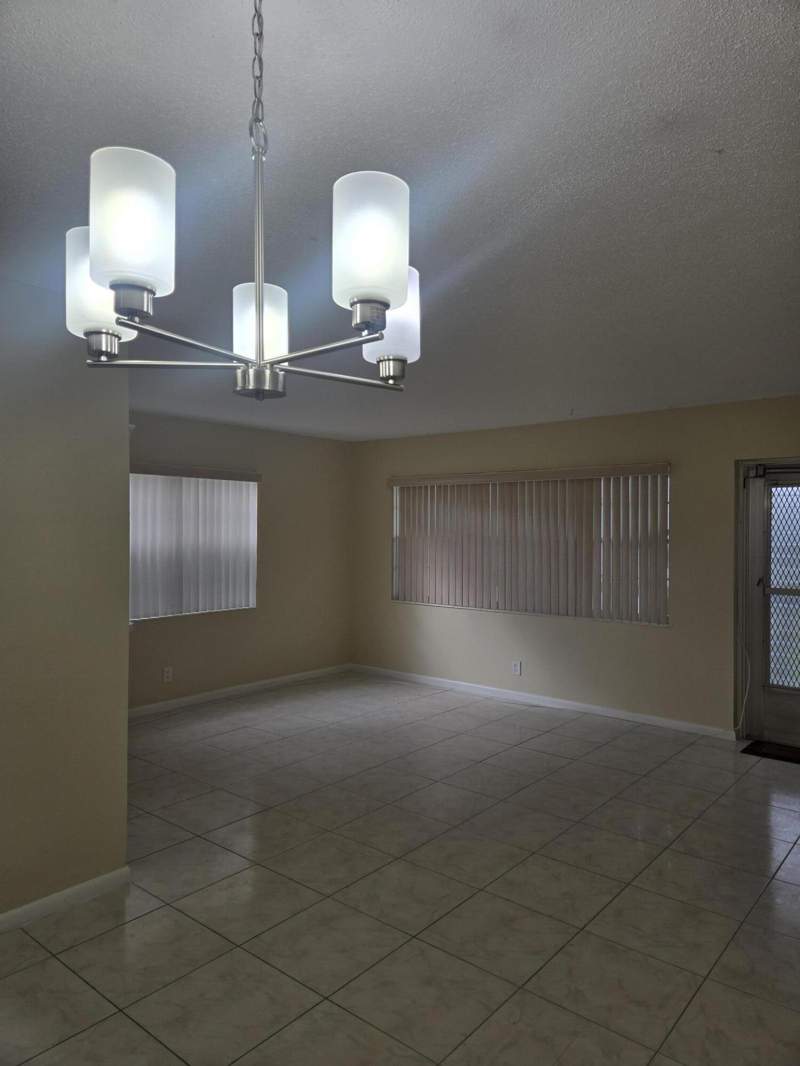 1 bedroom Condominium at 17 Cambridge A, Cambridge Condo, West Palm Beach — photo 5